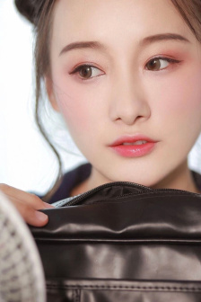 裸色生香